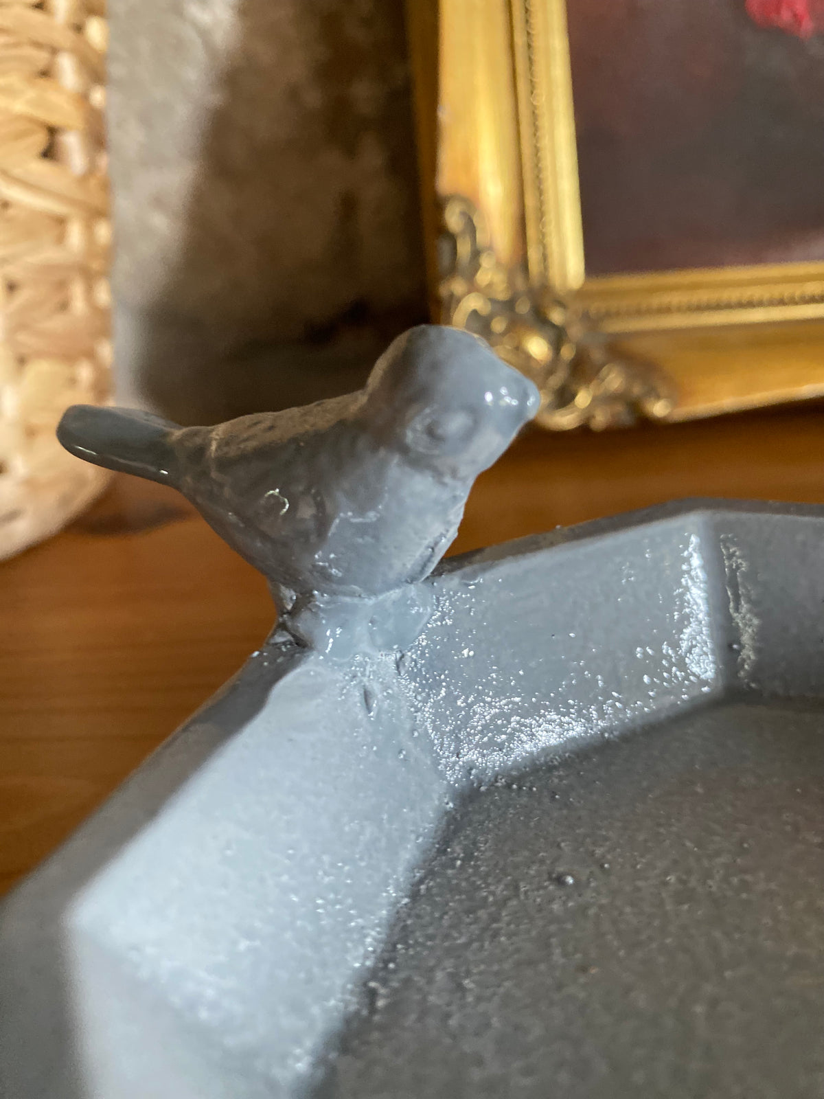 Maya Blue Cast-Metal Bird Dish And Feeder - 11cm